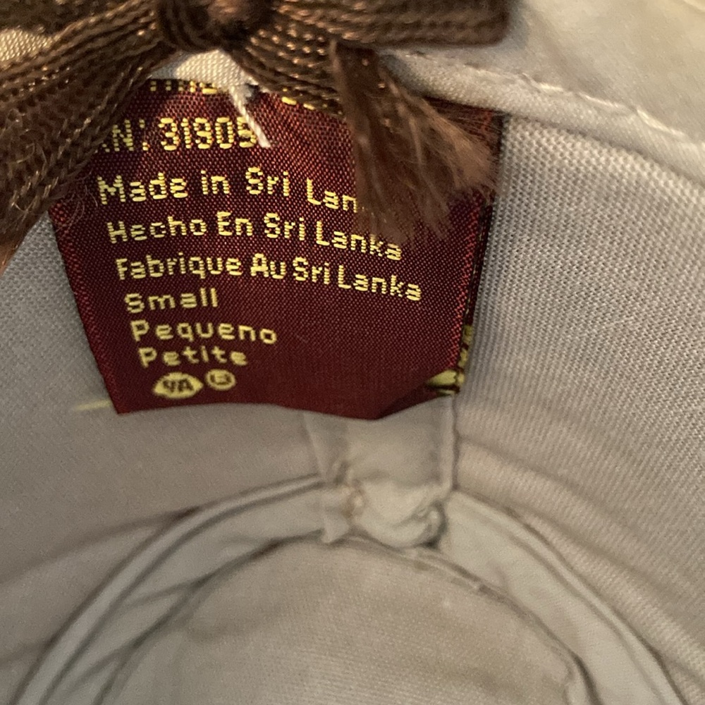 Dorfman Pacific Mens small canvas hat w buckle and air holes in almost new shape - Picture 3 of 7
